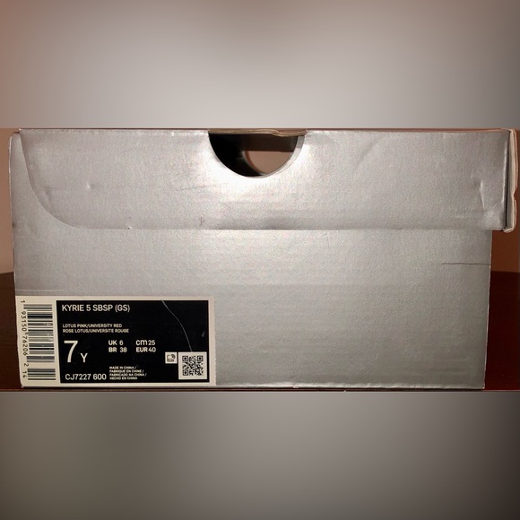 NIKE KYRIE 5 SPONGEBOB SQUAREPANTS “PATRICK” BRAND NEW GRADE SCHOOL SIZE 7Y - Picture 6 of 6